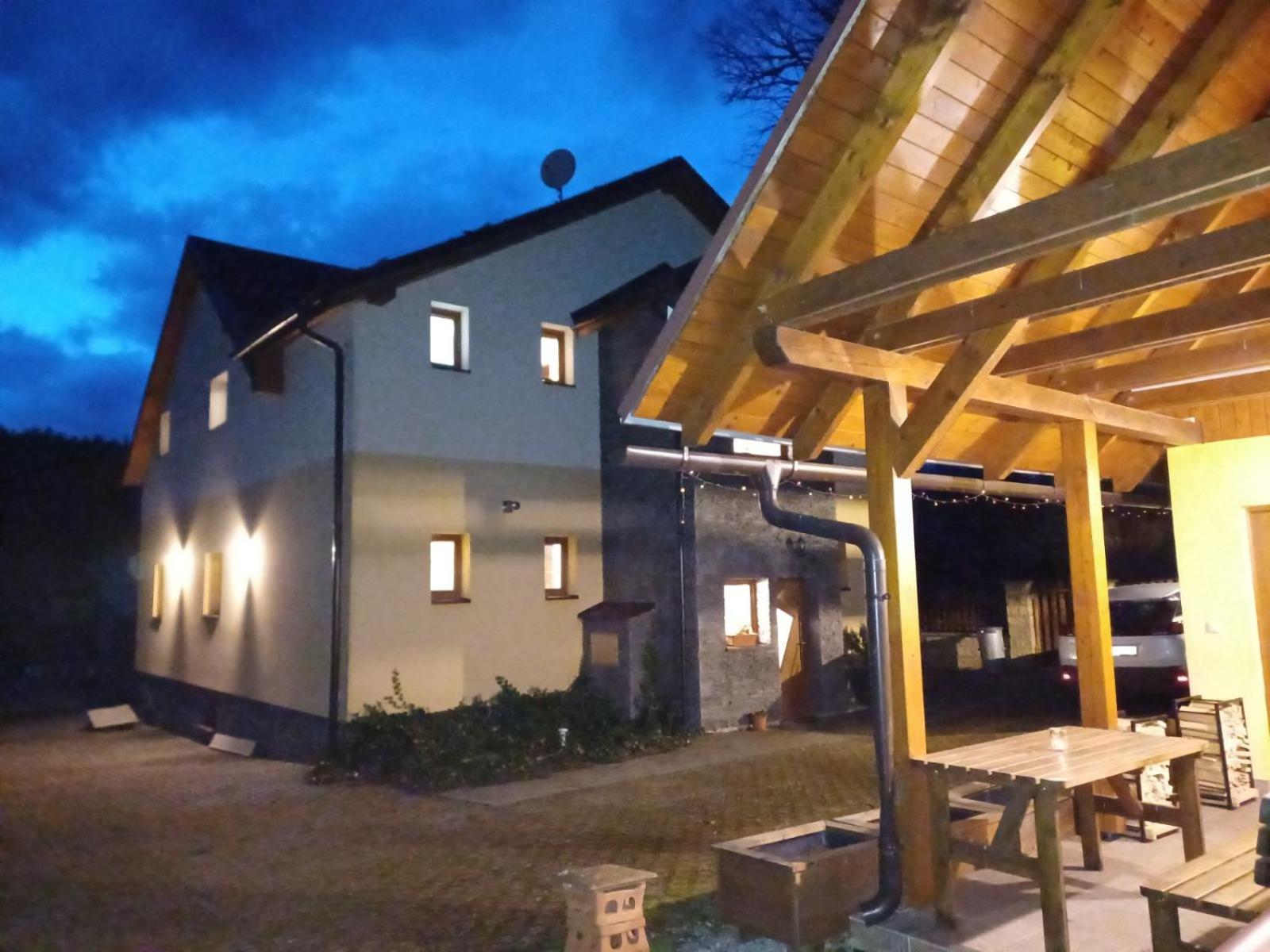 Vila Pohoda Javorniky S Rozlahlym Pozemkom Makov Exterior foto