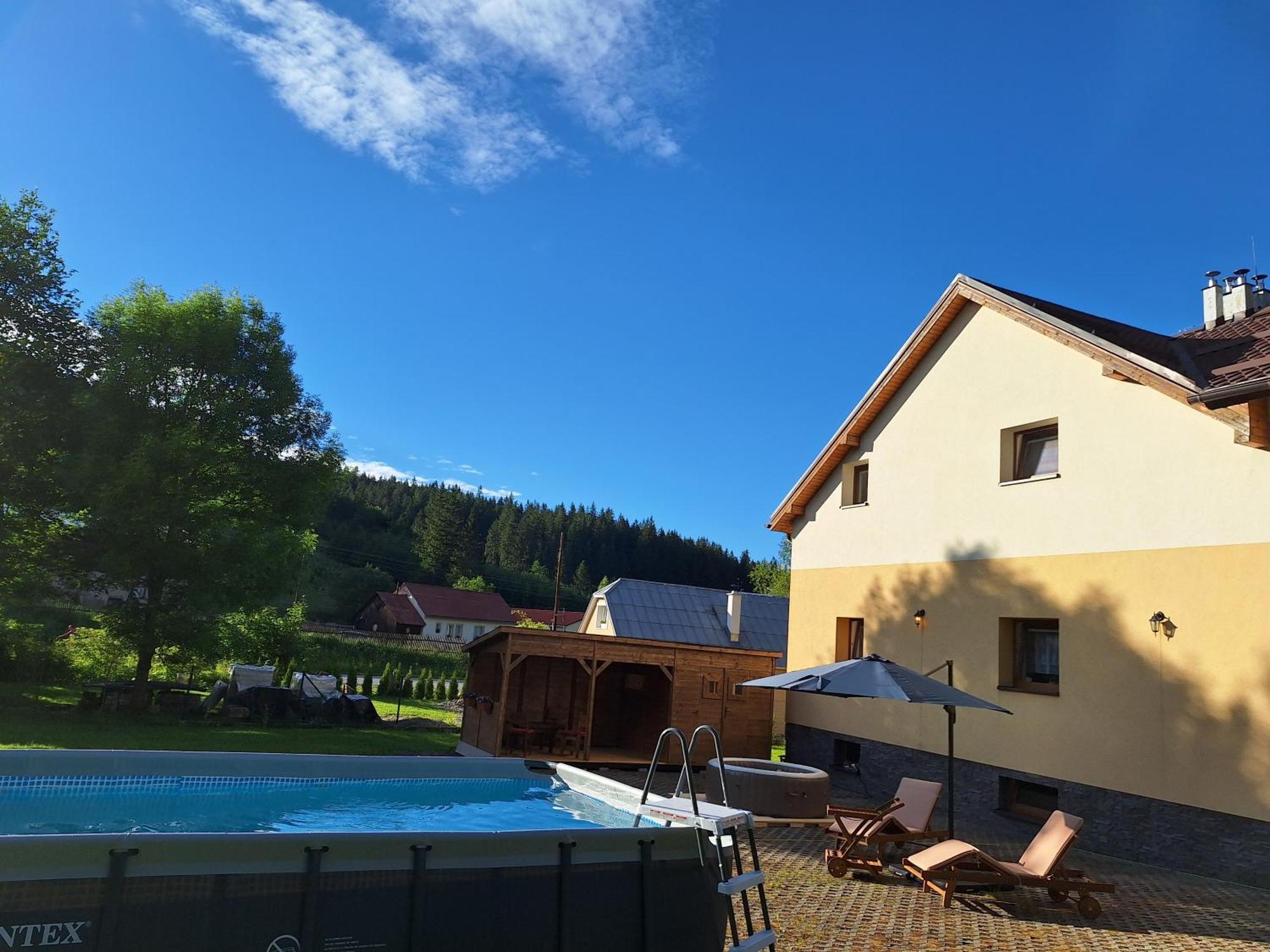 Vila Pohoda Javorniky S Rozlahlym Pozemkom Makov Exterior foto